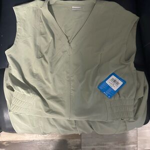 Columbia Light Green Sleeveless Blouse